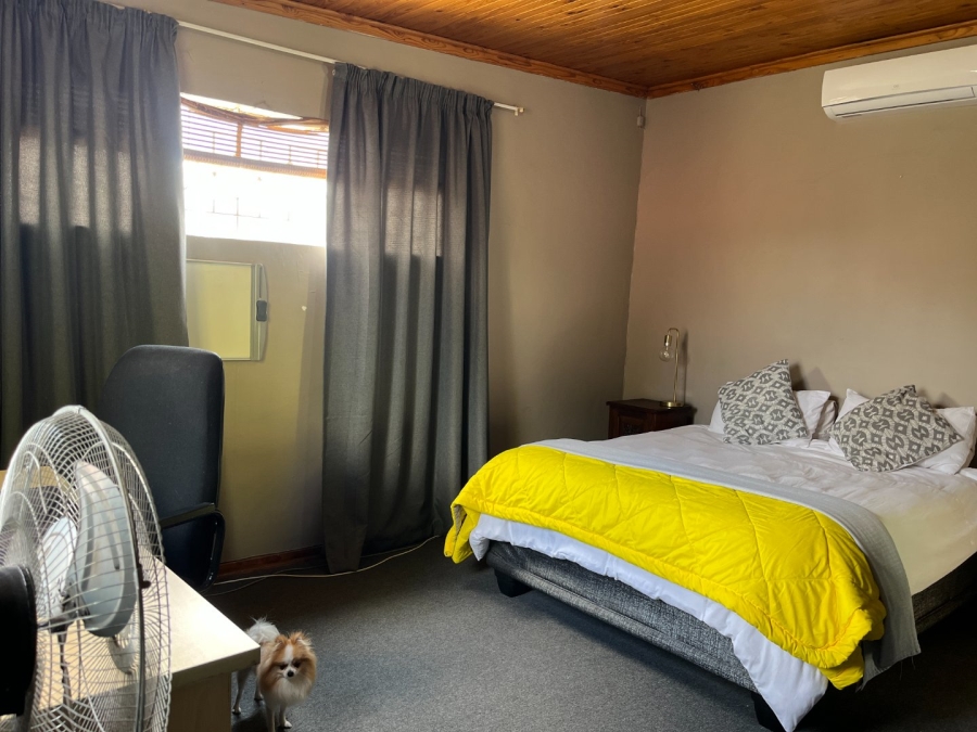 5 Bedroom Property for Sale in Potchefstroom North West